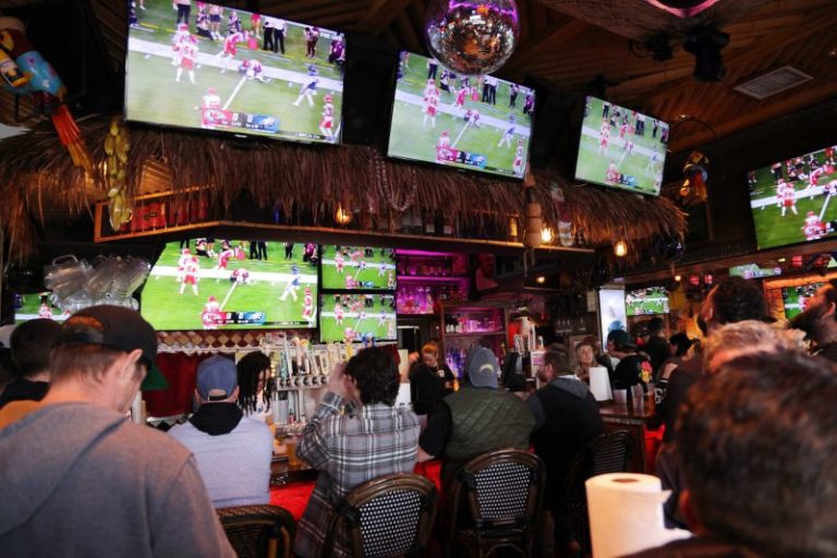 NFLbacked group lines up ‘Sunday Ticket’ streaming for bars